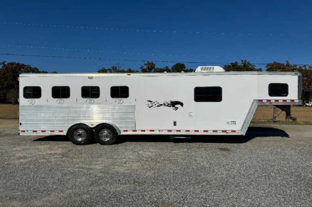 Used Horse Trailers for Sale