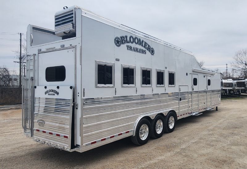 Used Horse Trailers for Sale