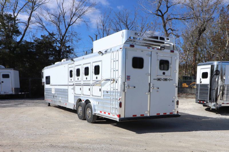 Used Horse Trailers for Sale