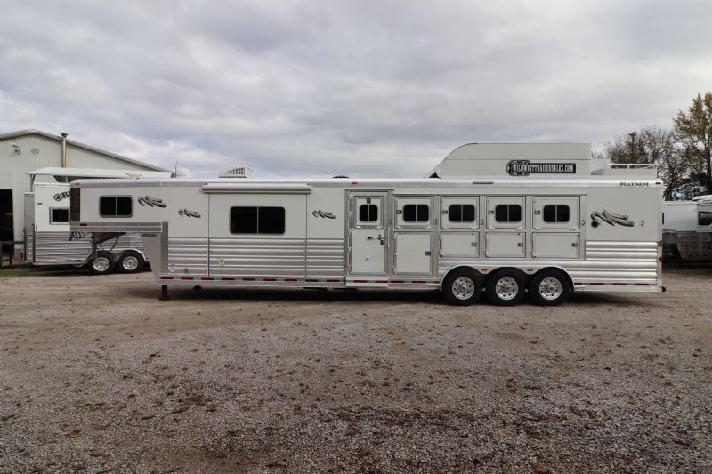 Used Horse Trailers for Sale