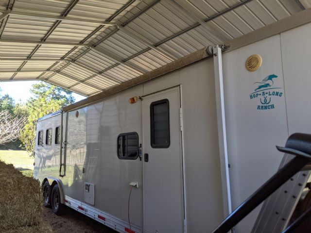 Used Horse Trailers for Sale