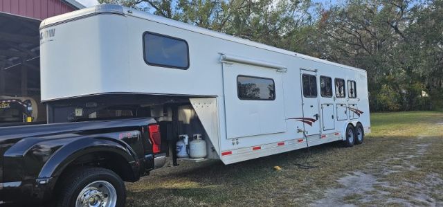 Used Horse Trailers for Sale