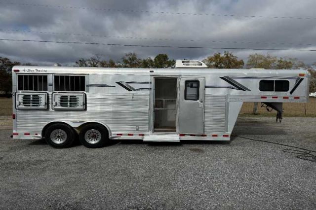 Used Horse Trailers for Sale