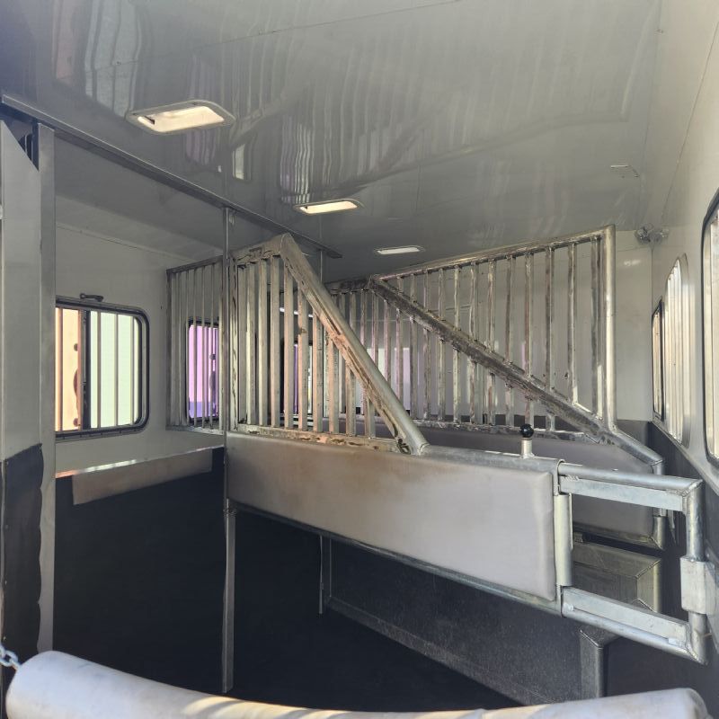 Used Horse Trailers for Sale