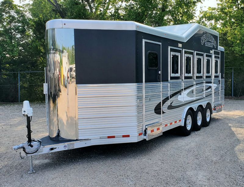 Used Horse Trailers for Sale