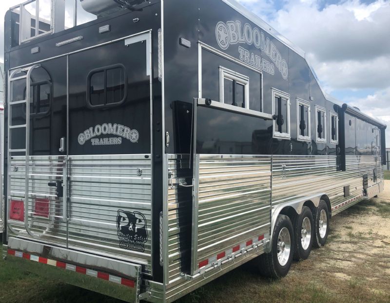 Used Horse Trailers for Sale