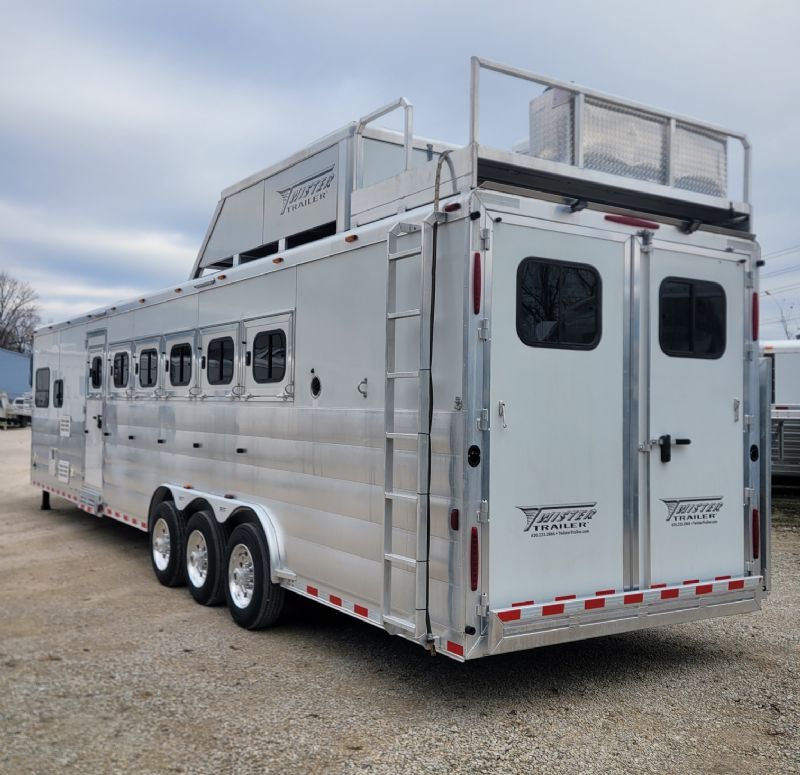 Used Horse Trailers for Sale