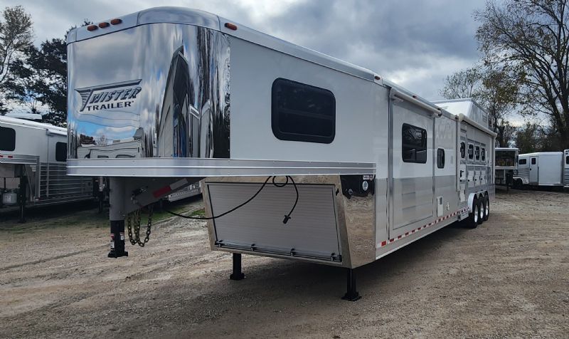 Used Horse Trailers for Sale