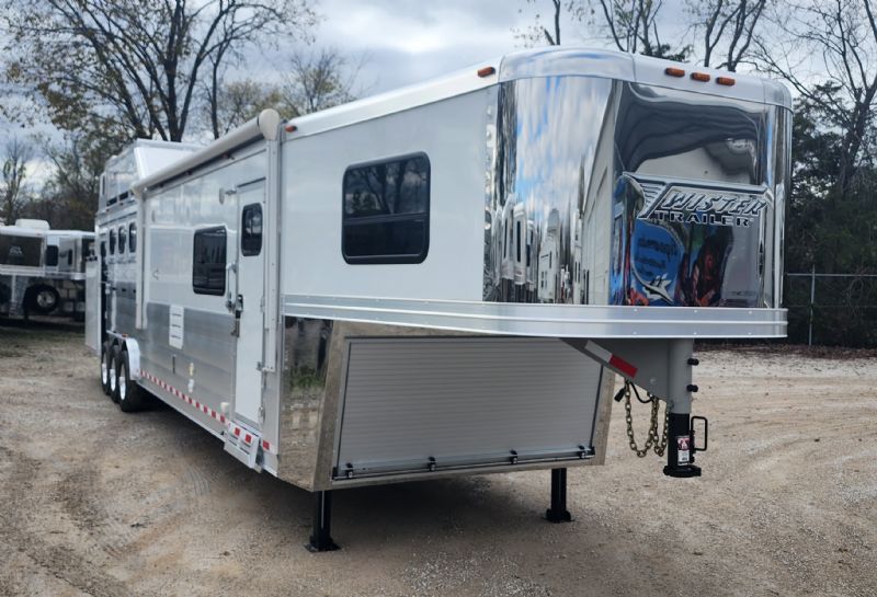 Used Horse Trailers for Sale