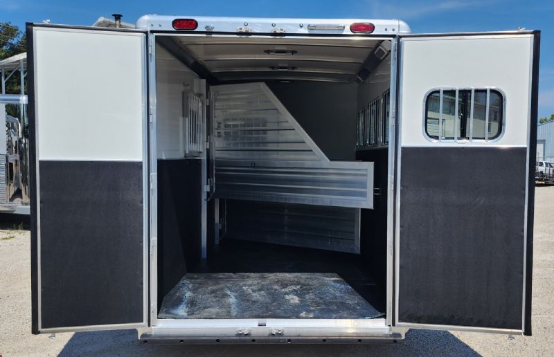 Used Horse Trailers for Sale