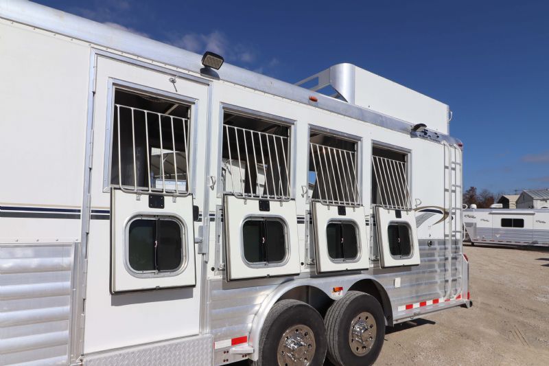 Used Horse Trailers for Sale