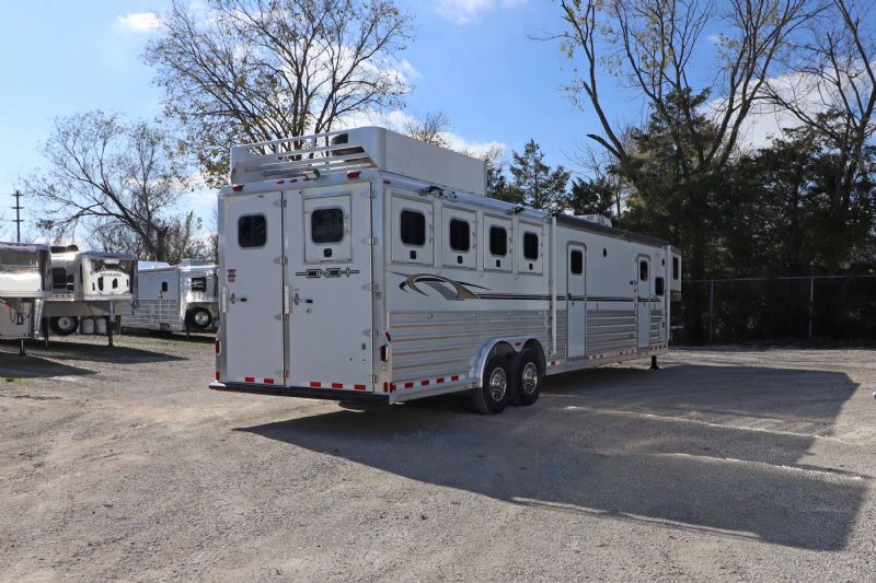 Used Horse Trailers for Sale