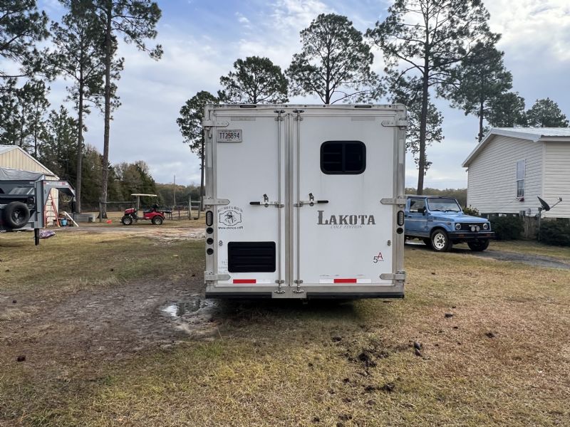 Used Horse Trailers for Sale