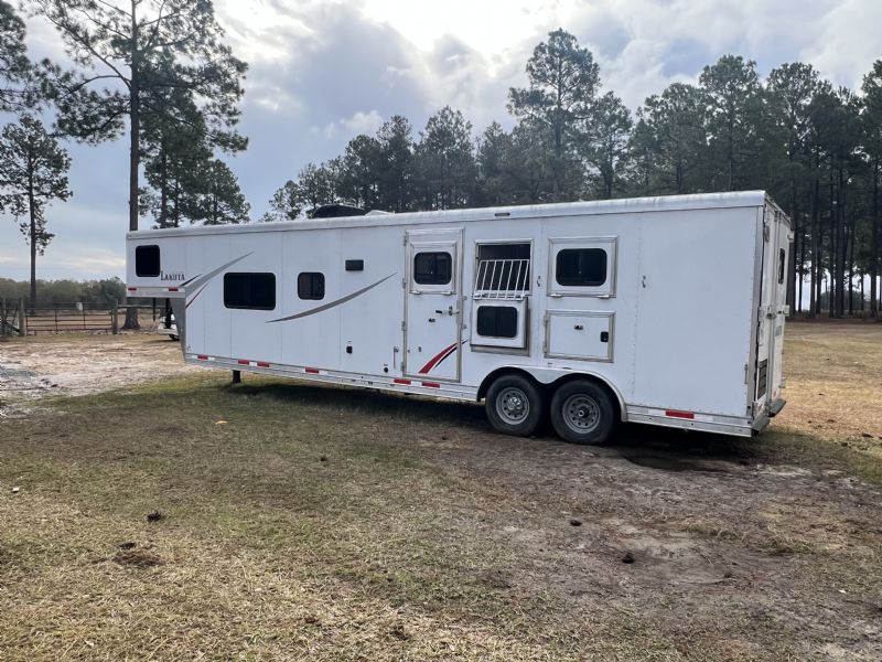 Used Horse Trailers for Sale