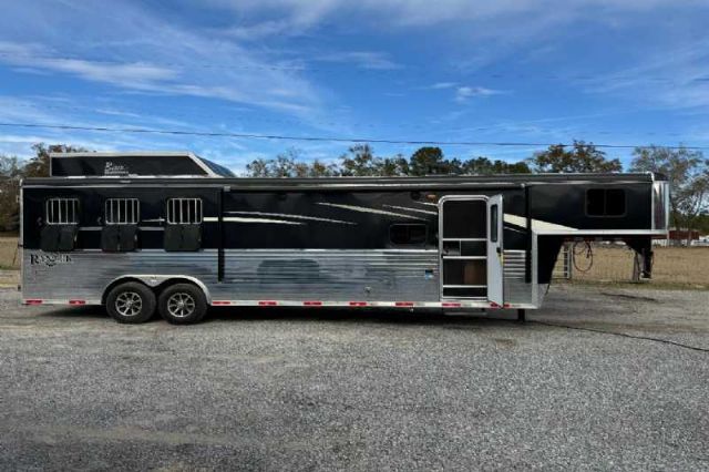 Used Horse Trailers for Sale