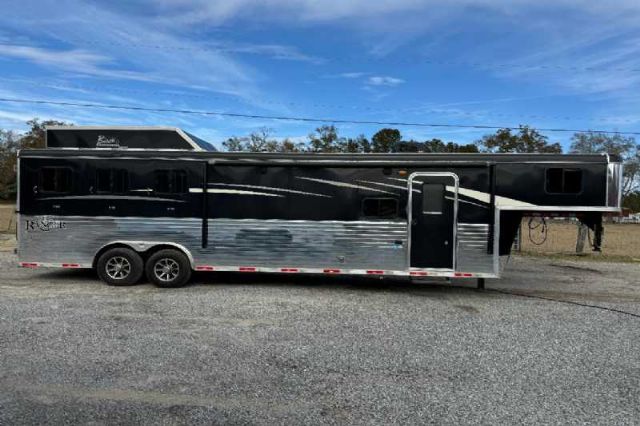 Used Horse Trailers for Sale