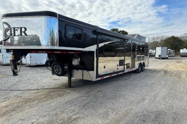 Used Horse Trailers for Sale