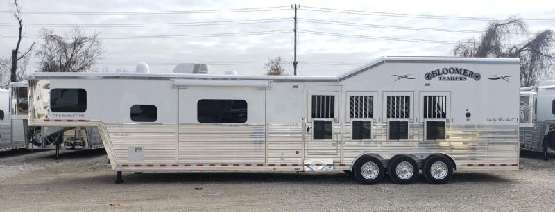 Used Horse Trailers for Sale