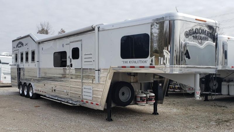 Used Horse Trailers for Sale