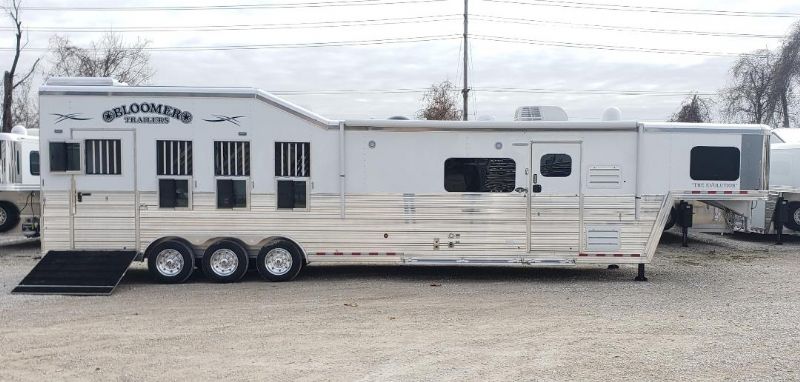 Used Horse Trailers for Sale