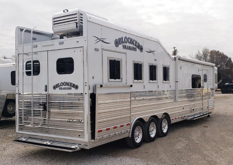 Used Horse Trailers for Sale