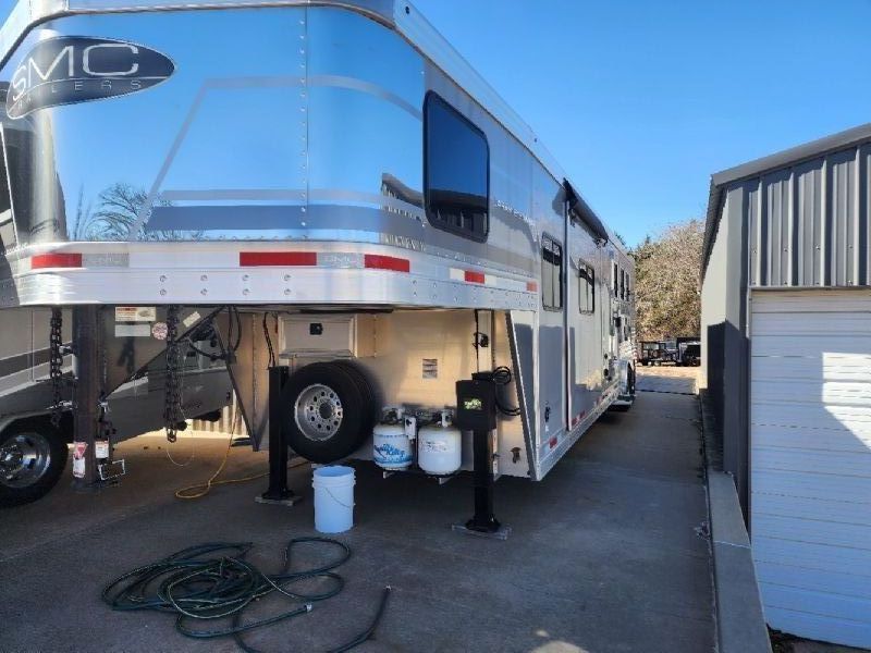 Used Horse Trailers for Sale