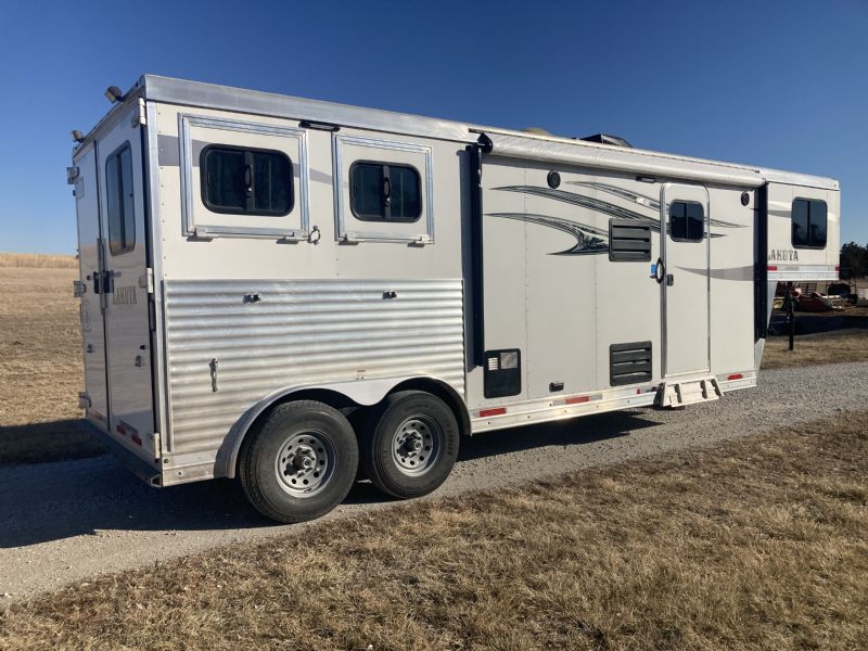 Used Horse Trailers for Sale