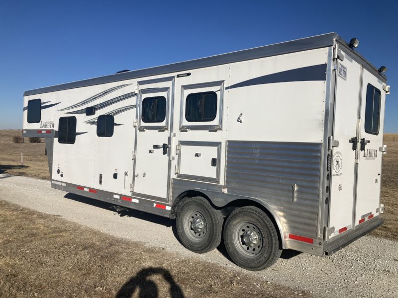 Used Horse Trailers for Sale