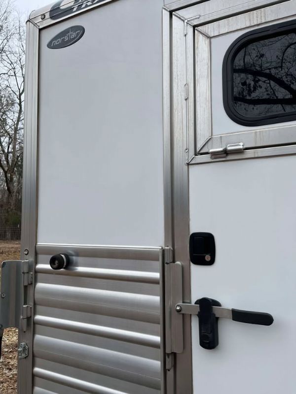 Used Horse Trailers for Sale