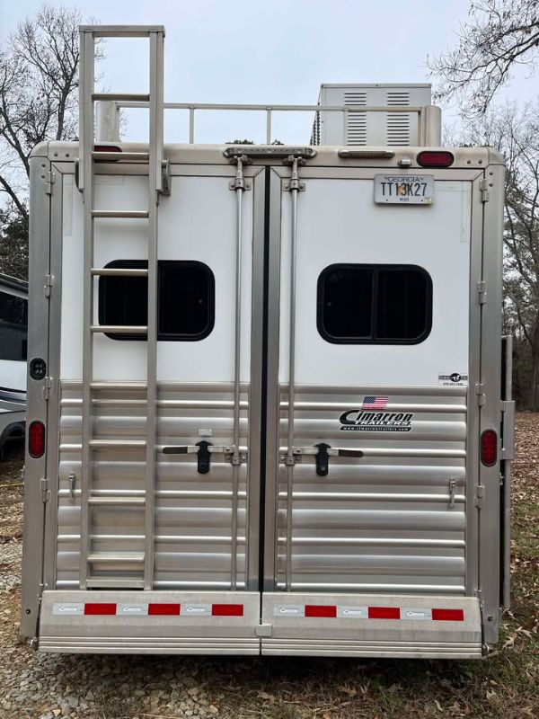 Used Horse Trailers for Sale