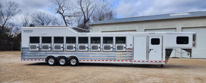 Used Horse Trailers for Sale