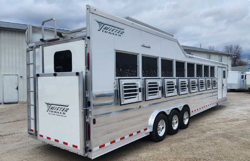 Used Horse Trailers for Sale