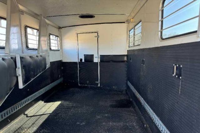 Used Horse Trailers for Sale