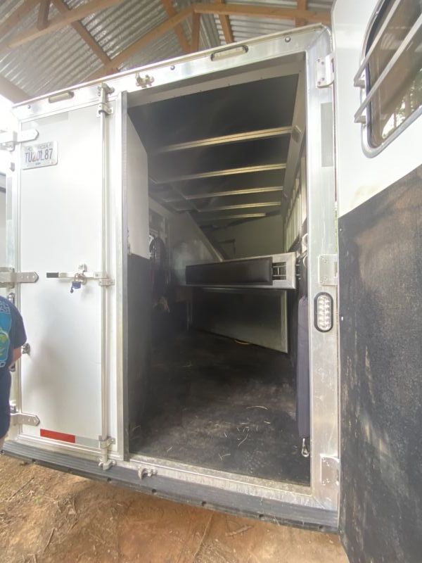 Used Horse Trailers for Sale