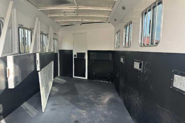 Used Horse Trailers for Sale