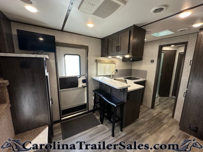 Used Horse Trailers for Sale