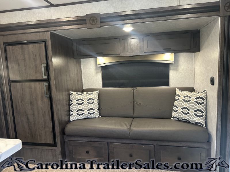 Used Horse Trailers for Sale