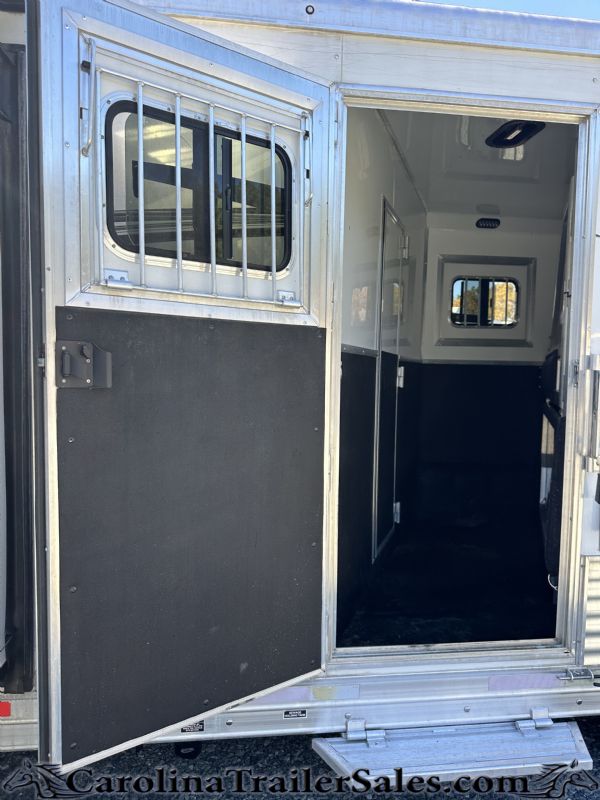 Used Horse Trailers for Sale