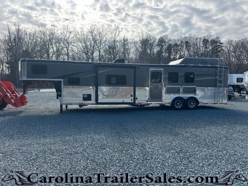 Used Horse Trailers for Sale