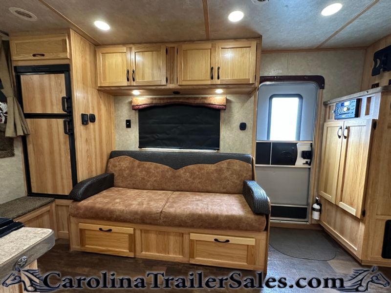 Used Horse Trailers for Sale