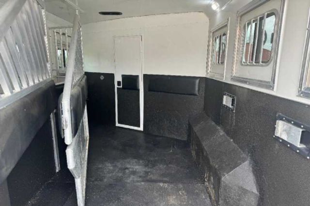 Used Horse Trailers for Sale