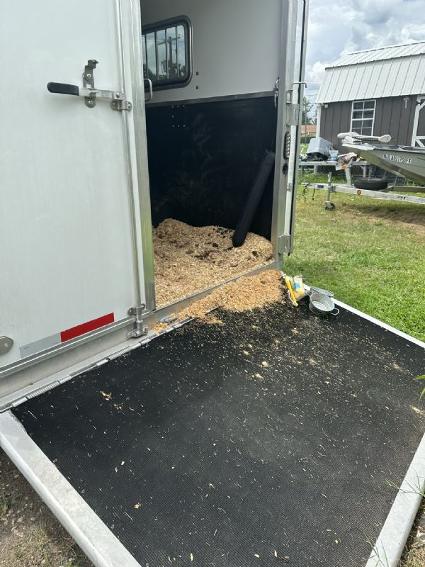 Used Horse Trailers for Sale