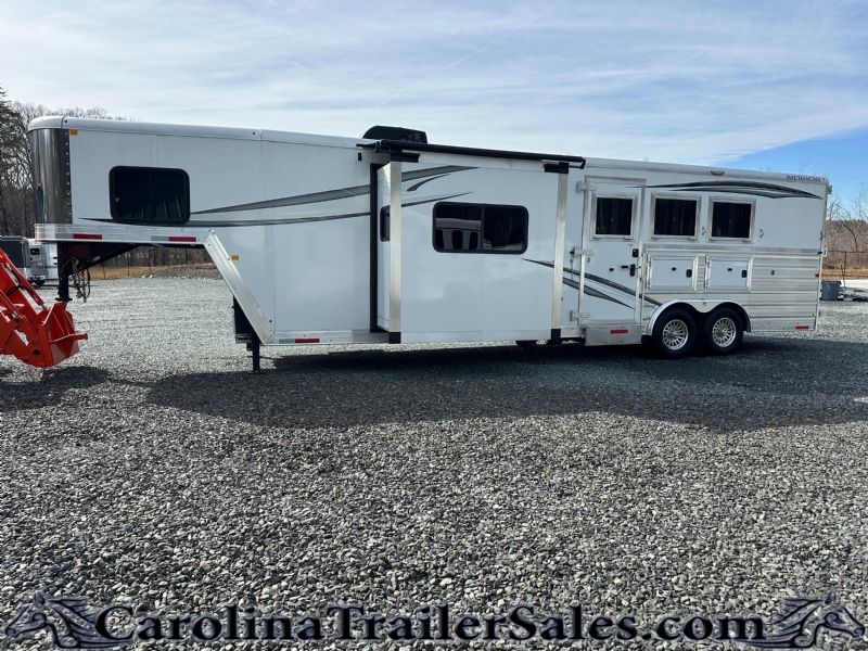 Used Horse Trailers for Sale