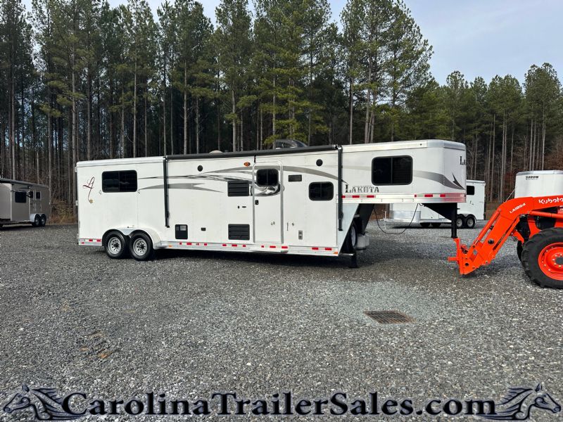 Used Horse Trailers for Sale