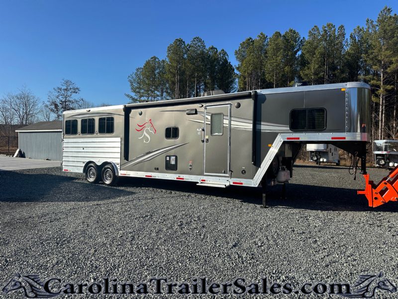 Used Horse Trailers for Sale