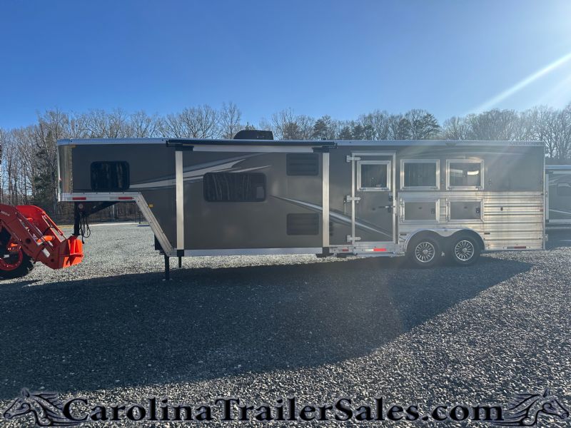 Used Horse Trailers for Sale