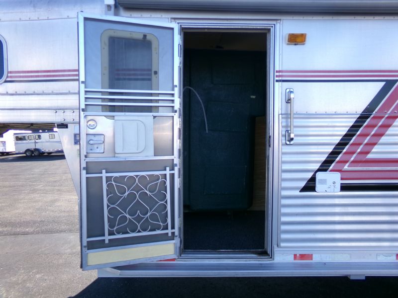 Used Horse Trailers for Sale