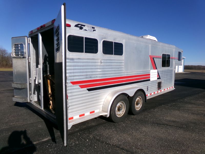 Used Horse Trailers for Sale