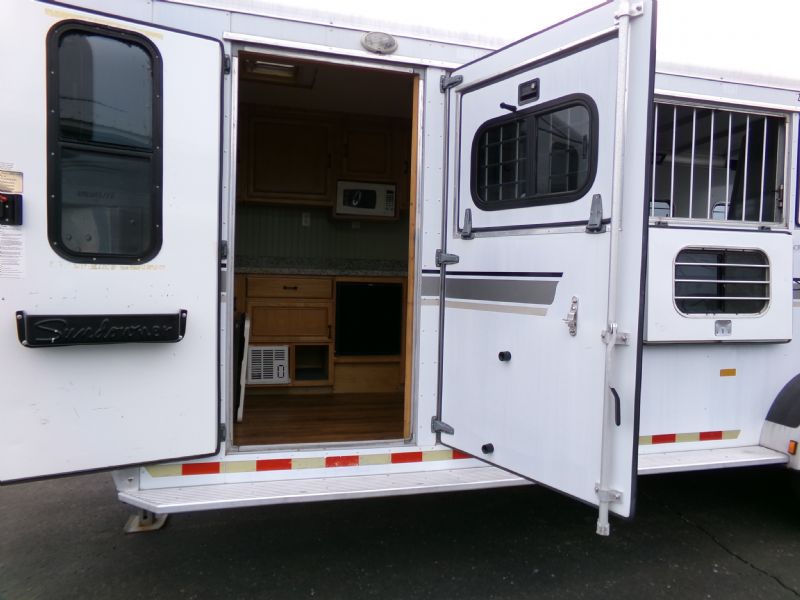 Used Horse Trailers for Sale