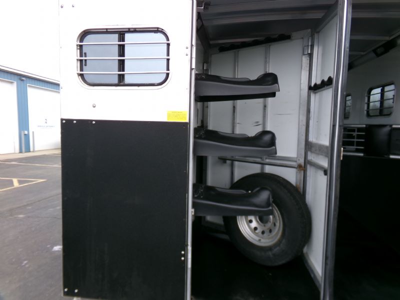 Used Horse Trailers for Sale